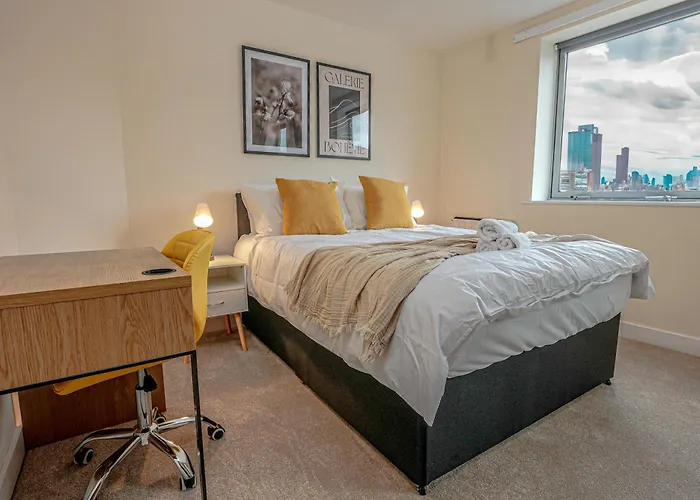 Premium City Apartment With Parking