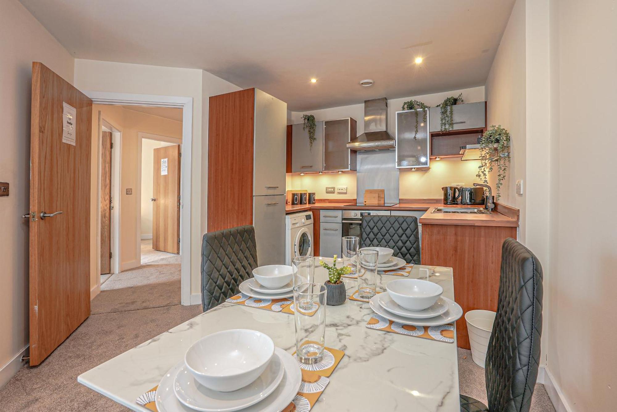 Premium With Parking Apartment *
